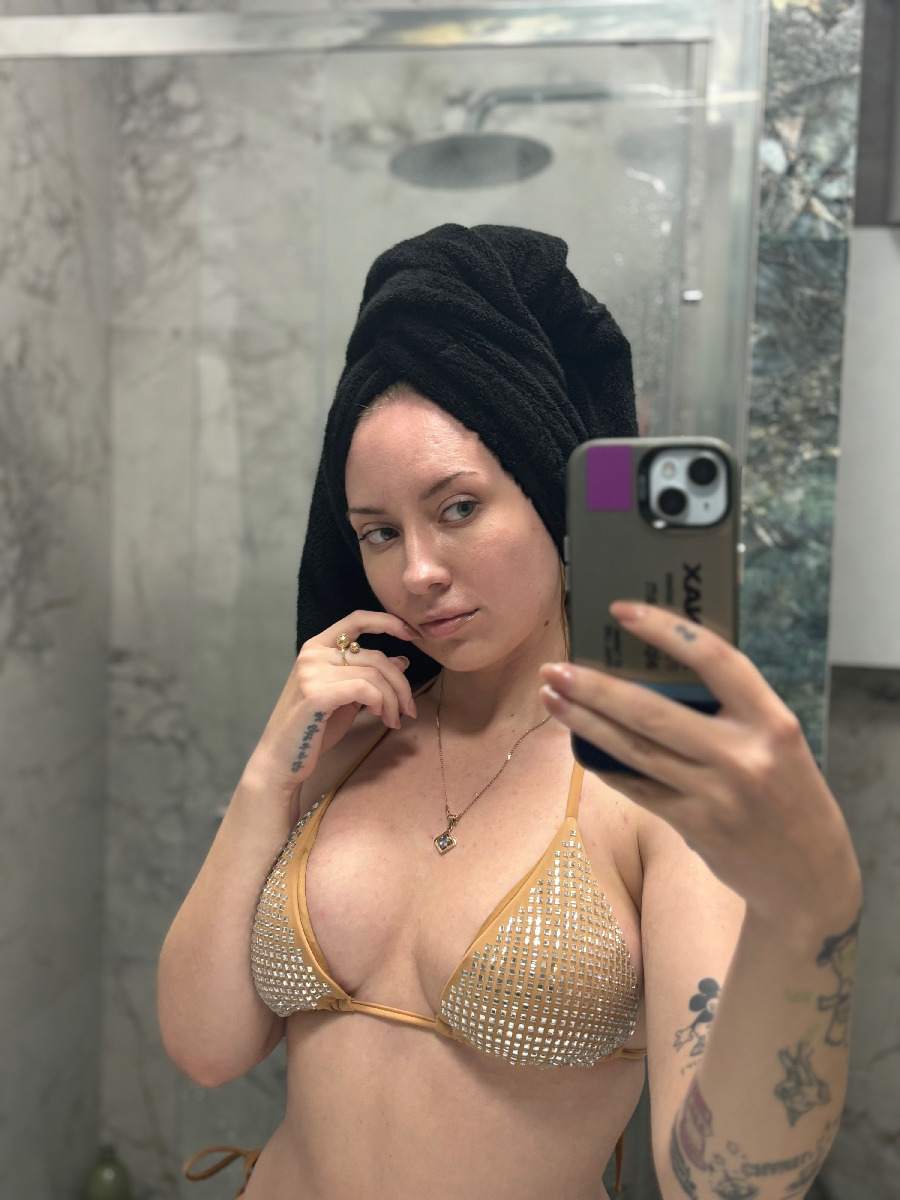 Nude girl KateV in Siliguri