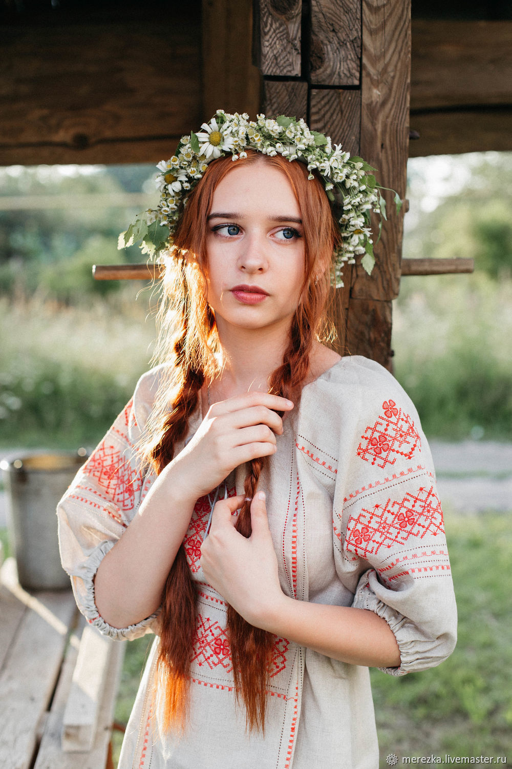 Girls in Slavic costumes in Siliguri